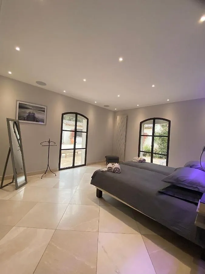 مبيت وإفطار مالمور La Bastide Des Rosiers فندق مبيت وإفطار
